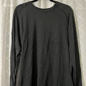 dark grey lululemon shirt size L